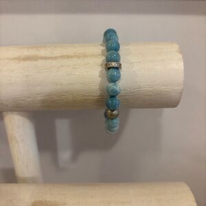 NWT Larimar Quartz beaded gemstone stretch bracelet